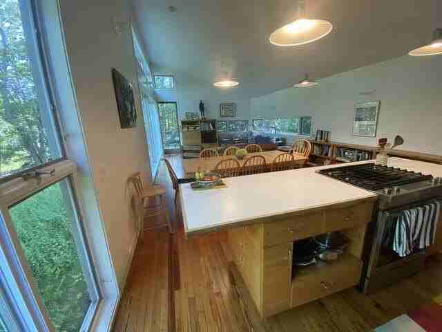 687 Ter Heun Dr - Photo 4 of 8
