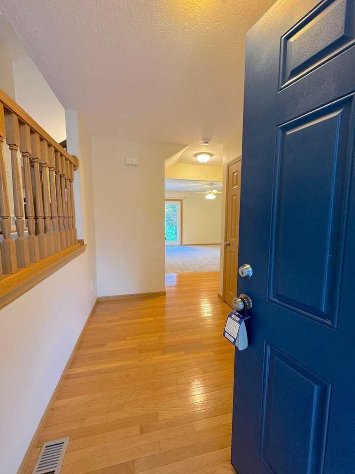 8577 Clover Glade Dr - Photo 3 of 29