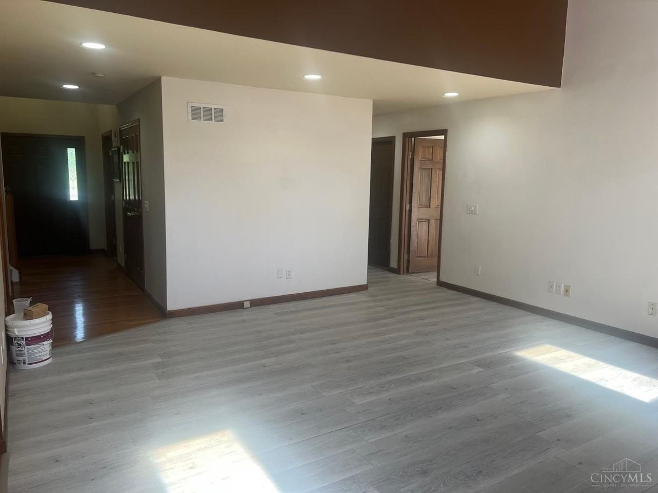 Foxdale Ct - Photo 7 of 30