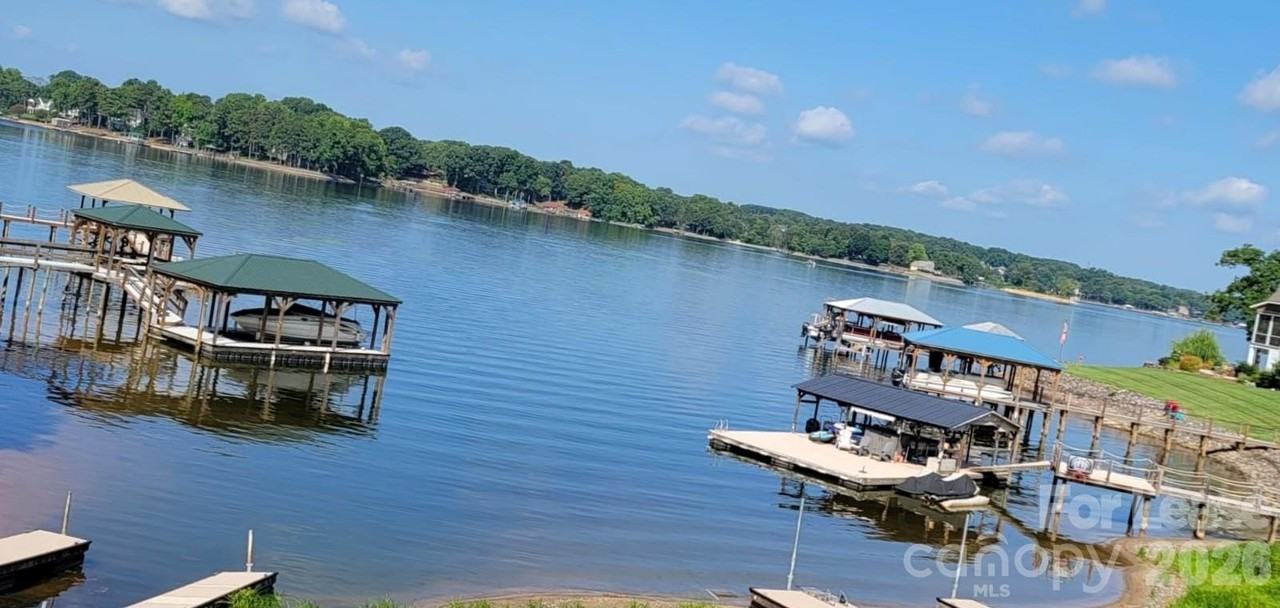 137 Fern Haven Ln - Photo 4 of 29