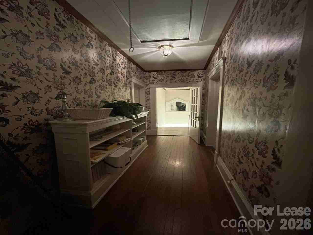 501 E Kingston Ave #E - Photo 6 of 15