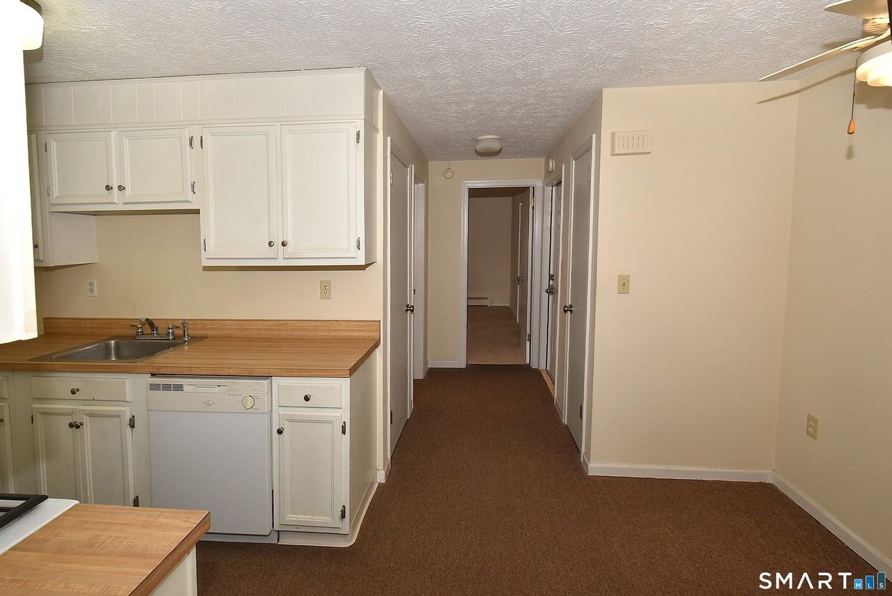 93 Talcott Ave #3 - Photo 5 of 19