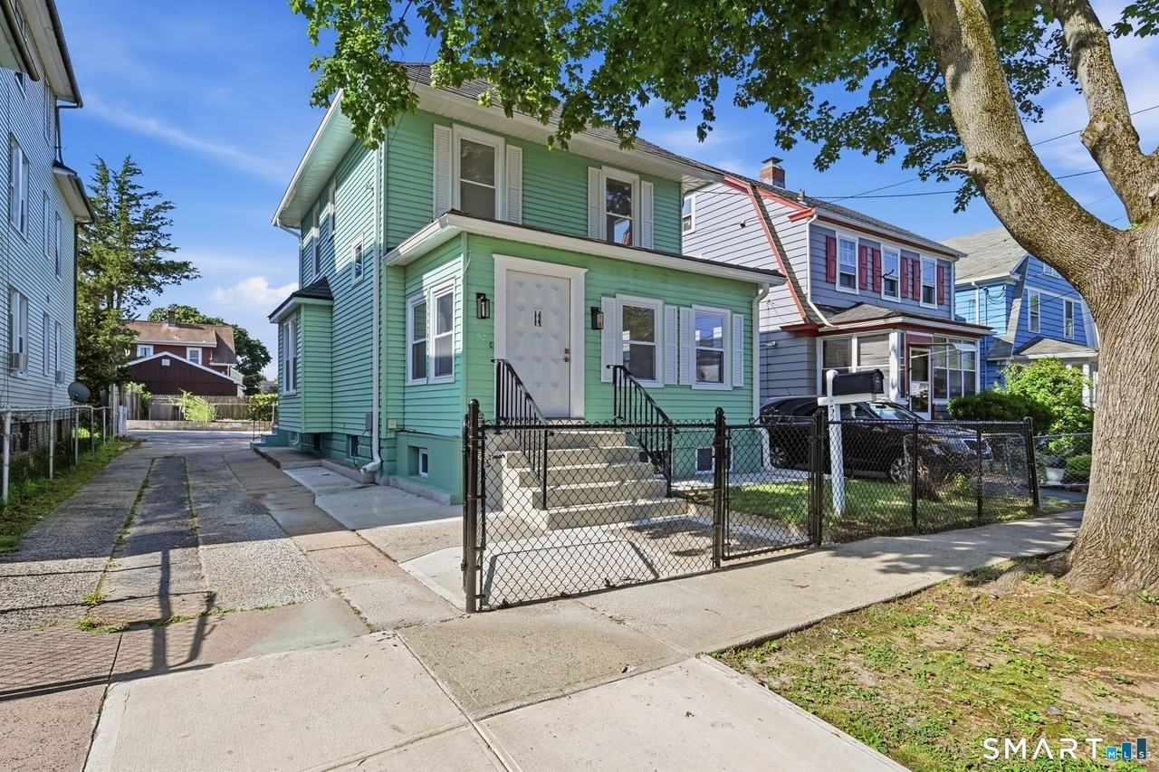 52 4th St - Photo 2 of 24