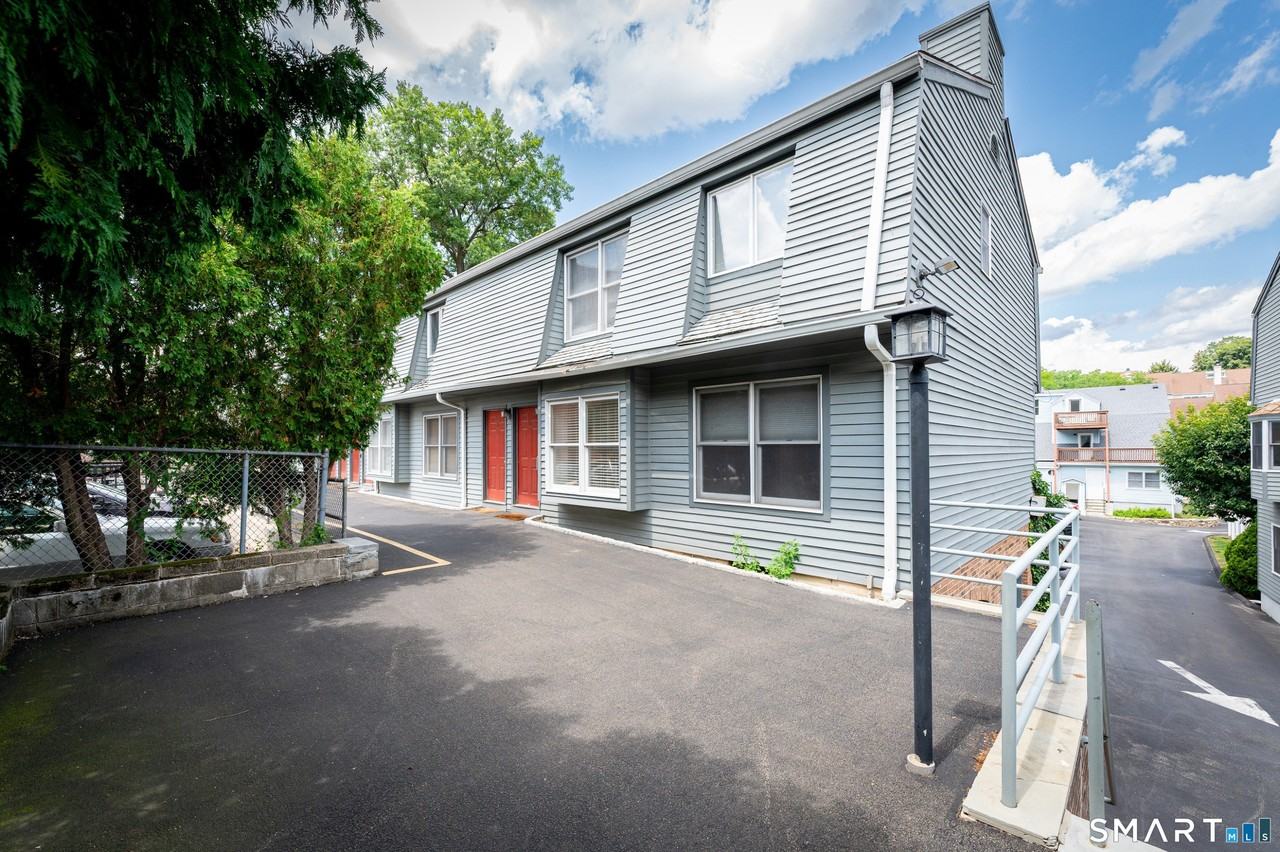 44 Pleasant St #23 - Photo 4 of 21