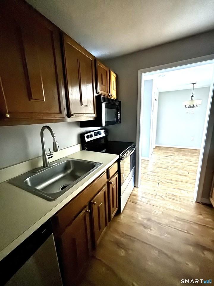 90 Kane St #B6 - Photo 7 of 17