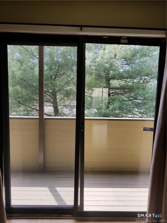 8 Oakwood Ave #C5 - Photo 3 of 9