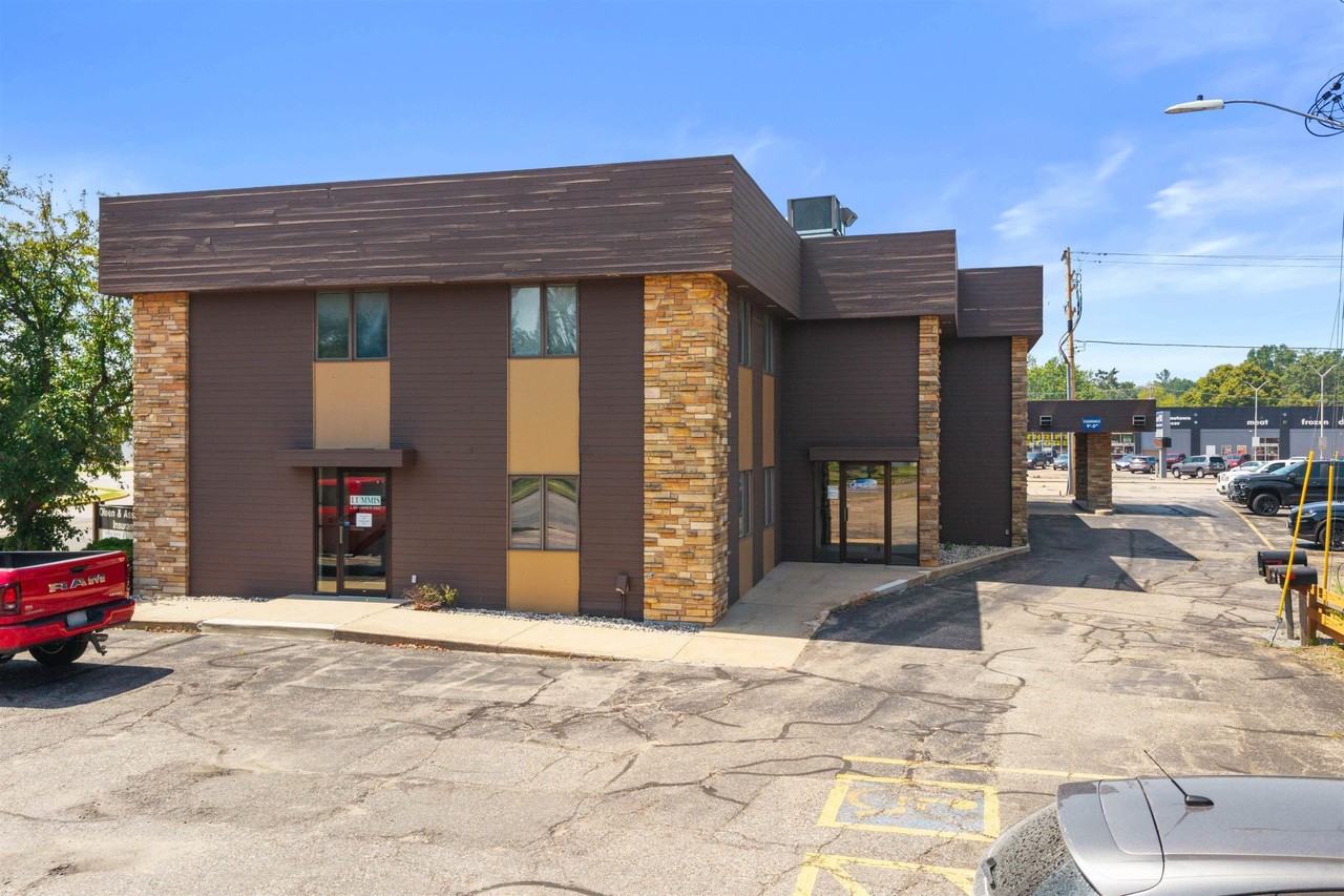 3273 Church St - Photo 2 of 13