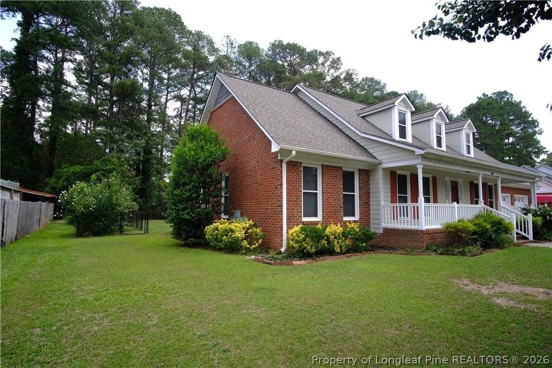 1987 Penrose Dr - Photo 4 of 31