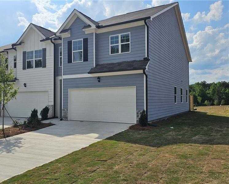 27 Berryville Dr - Photo 2 of 40