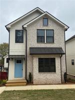 featured image of 1027 Park Hill Dr