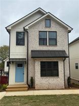 1027 Park Hill Dr - Photo 1 of 1