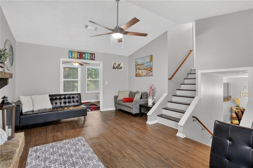 3536 Highland Pine Way - Photo 4 of 17