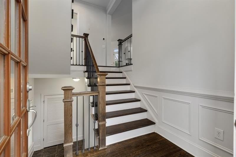 926 Canterbury Ln Ne - Photo 3 of 27