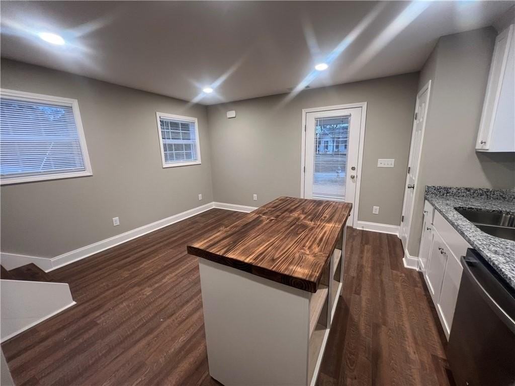 13 Myrtle Dr - Photo 3 of 9