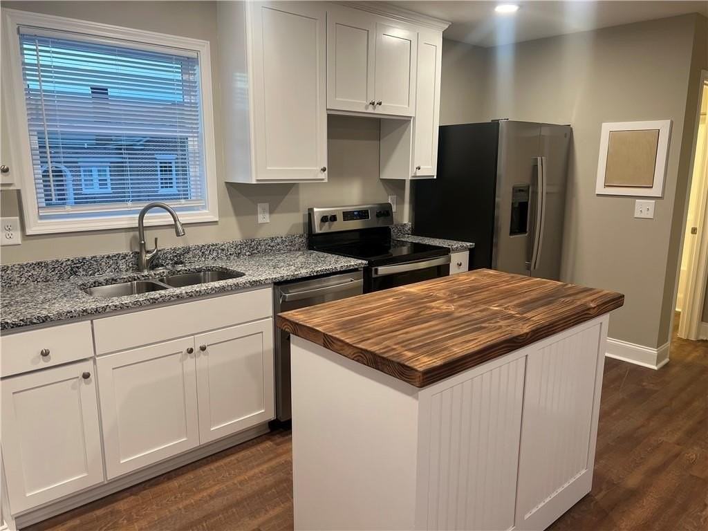 13 Myrtle Dr - Photo 4 of 9