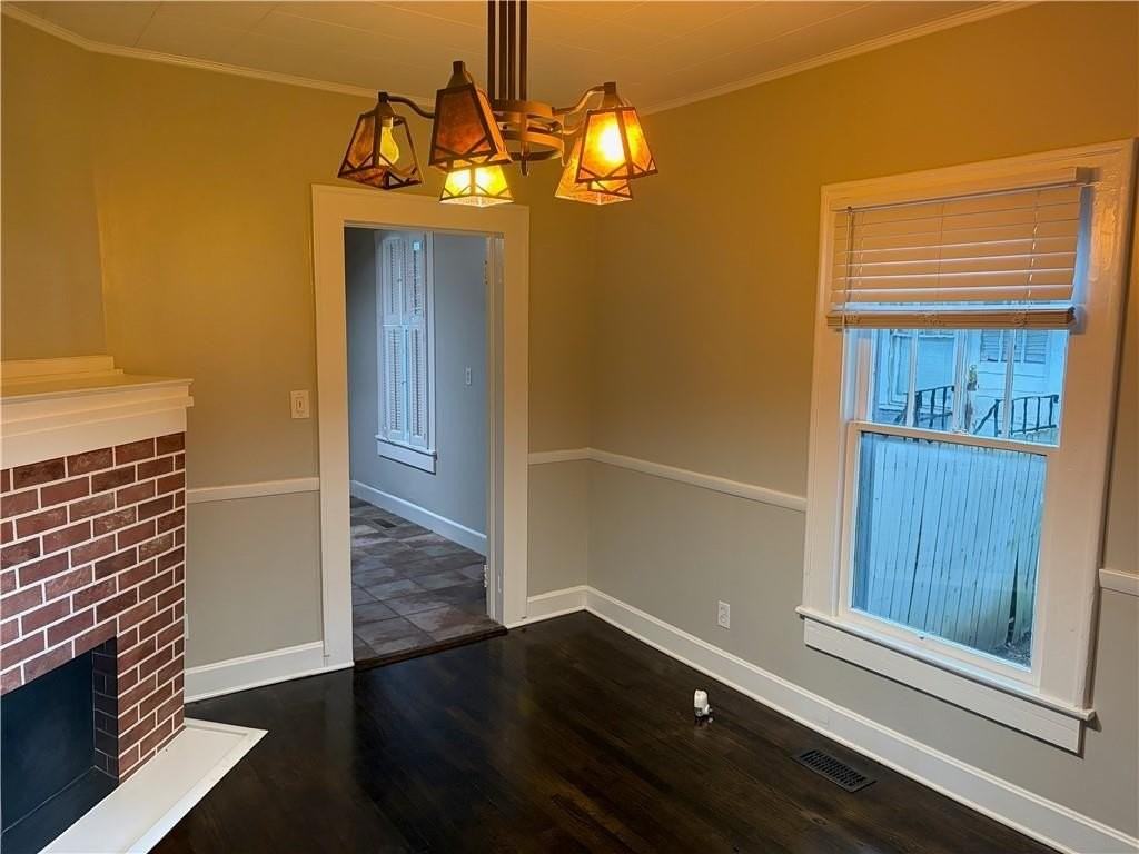 1786 Linwood Ave - Photo 5 of 16