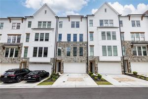 featured image of 2722 Thornewilde Way Se