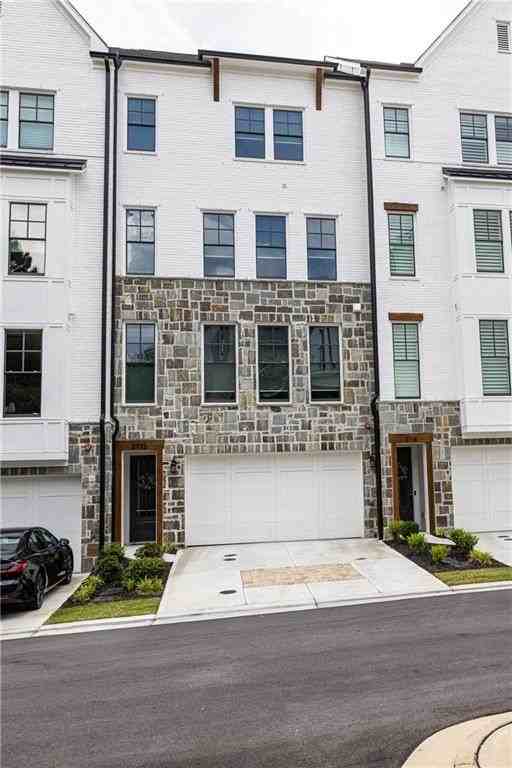 2722 Thornewilde Way Se - Photo 2 of 50