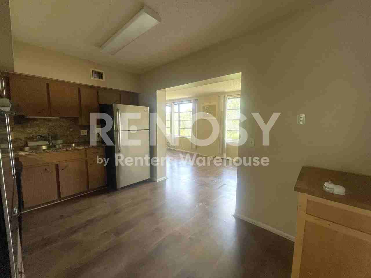 2402 Ecuadorian Way - Photo 7 of 31