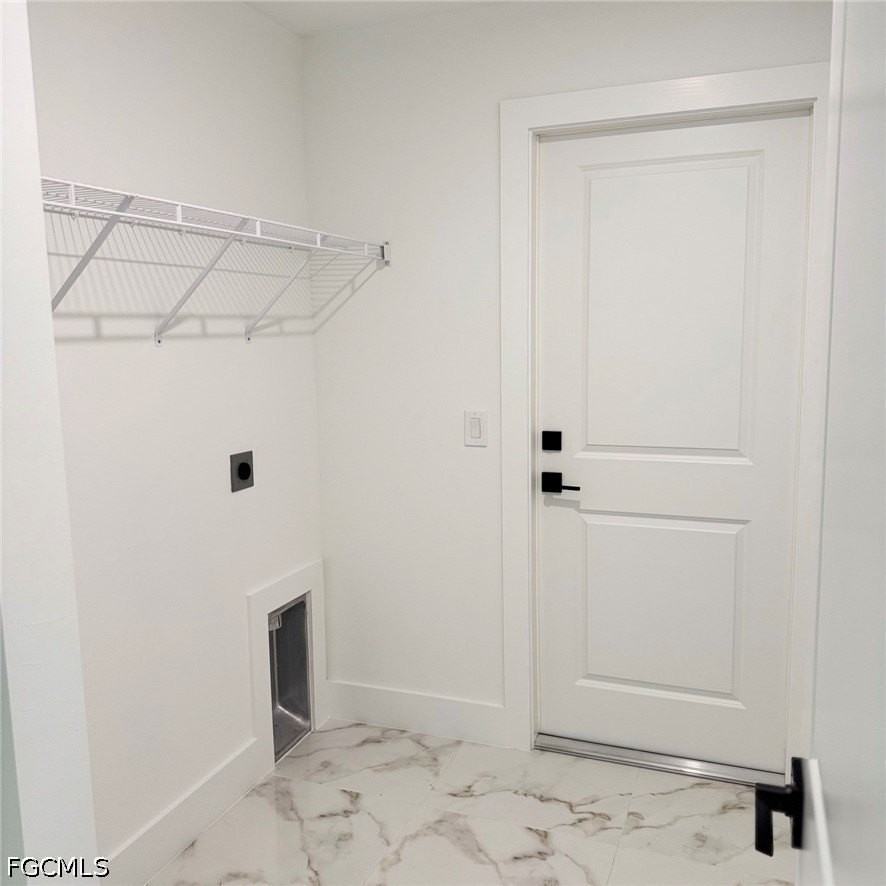 709 Ledge St - Photo 5 of 33