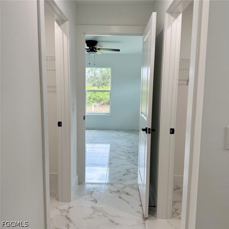 709 Ledge St - Photo 7 of 33