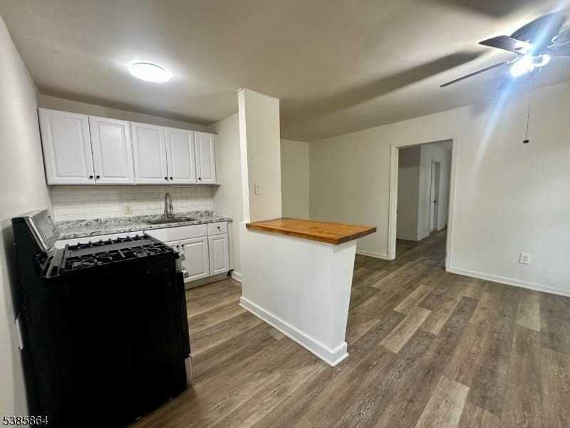 390 390 Apt2 Orange Rd #2