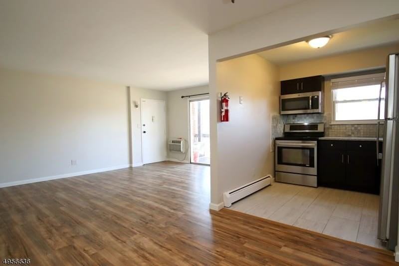 515 Andria Ave - Photo 7 of 20
