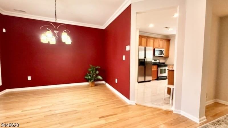 40 Truman Ave - Photo 6 of 27