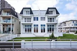 featured image of 4501 Boardwalk #B