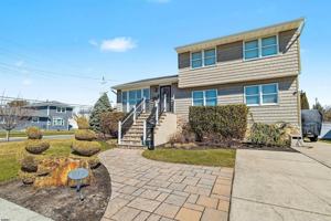 featured image of 517 N Cornwall Ave