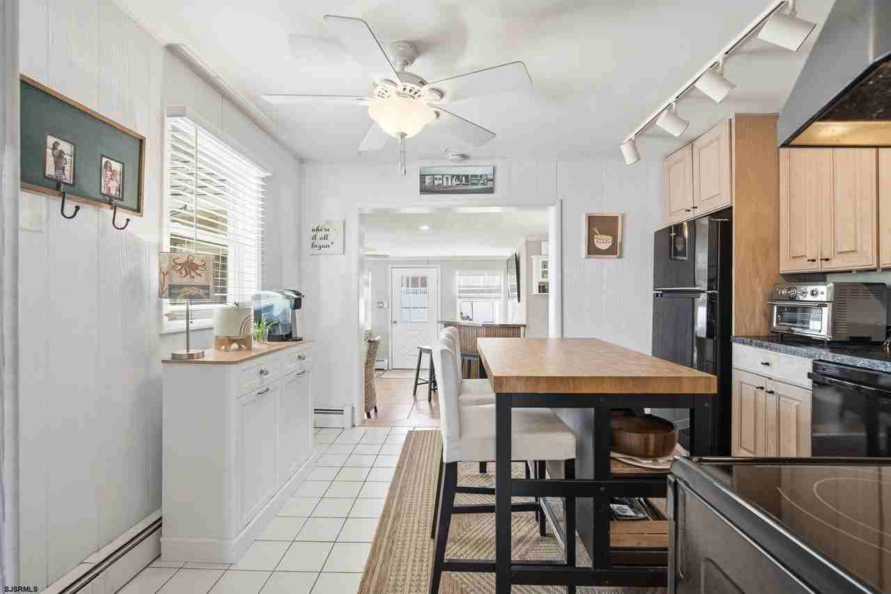 4417 Privateer Rd - Photo 6 of 25