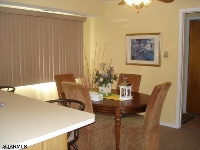 426 Canterbury Ct - Photo 7 of 15