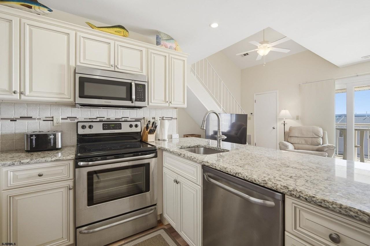501 E Brigantine Ave #307 - Photo 6 of 49