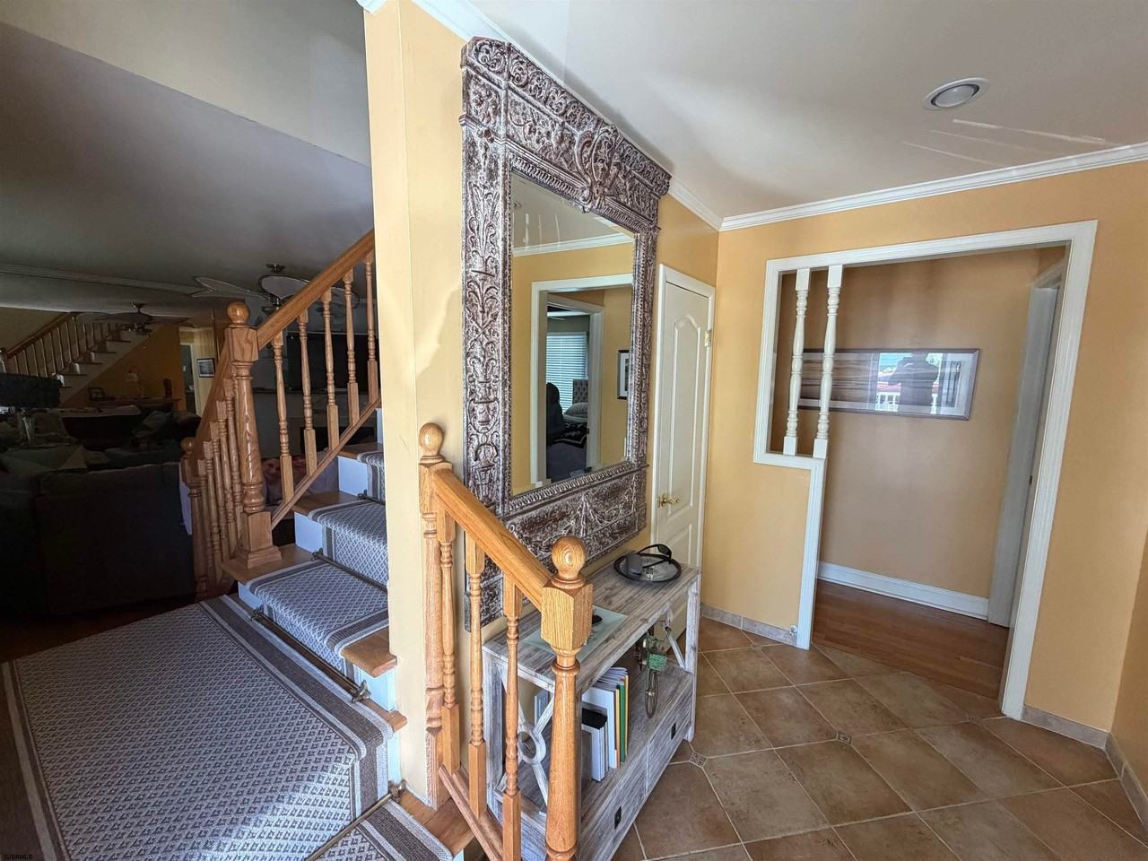 415 N Harvard Ave - Photo 3 of 20