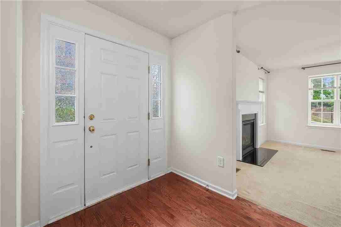 4165 Bunker Hill Dr S - Photo 5 of 25