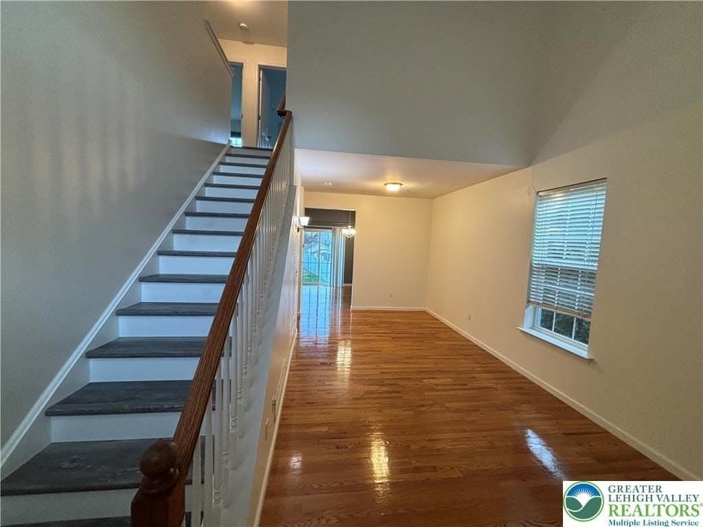 5054 Dale Trl - Photo 3 of 24