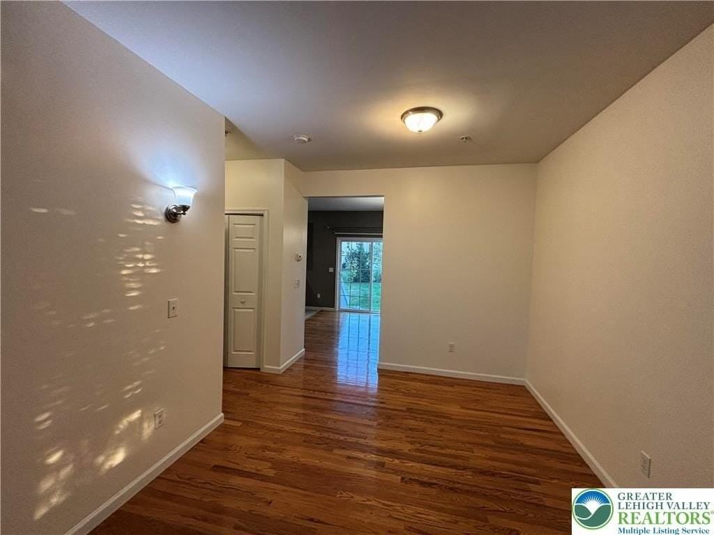 5054 Dale Trl - Photo 4 of 24