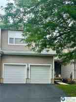 4312 Creek Rd - Photo 1 of 1