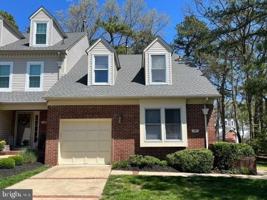 featured image of 406 Williamsburg Ct