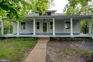 featured image of 422 Lumberton Rd