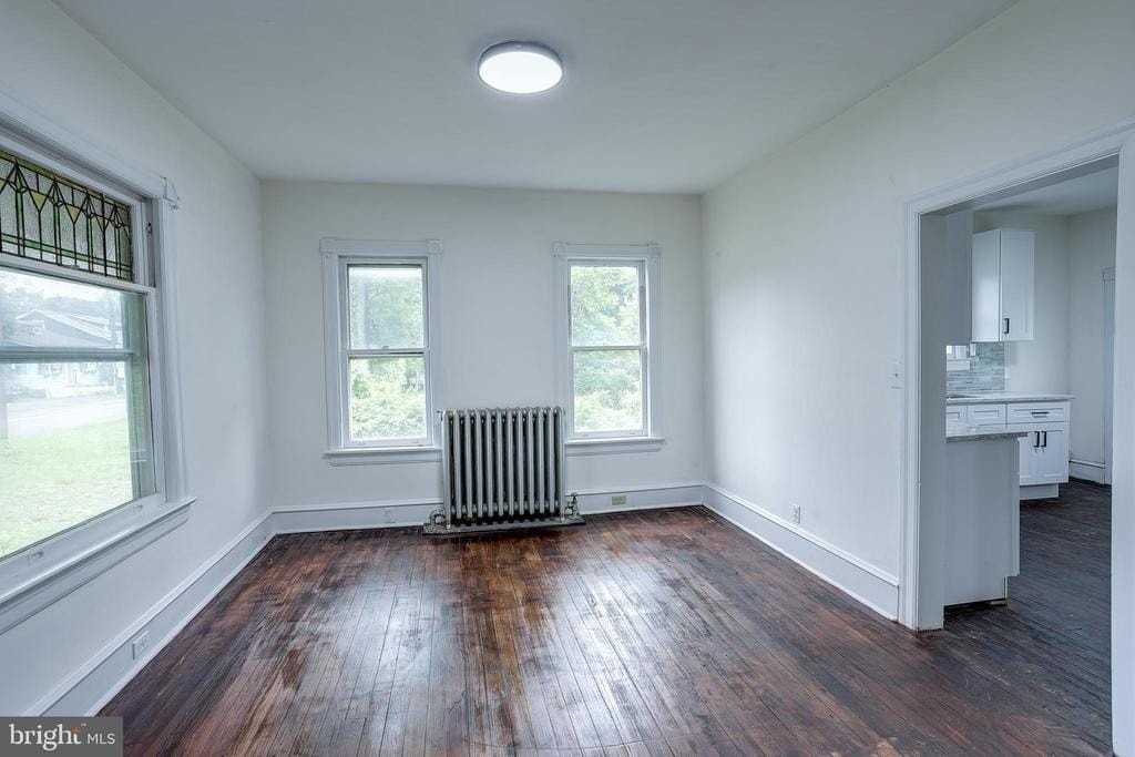 422 Lumberton Rd - Photo 6 of 15