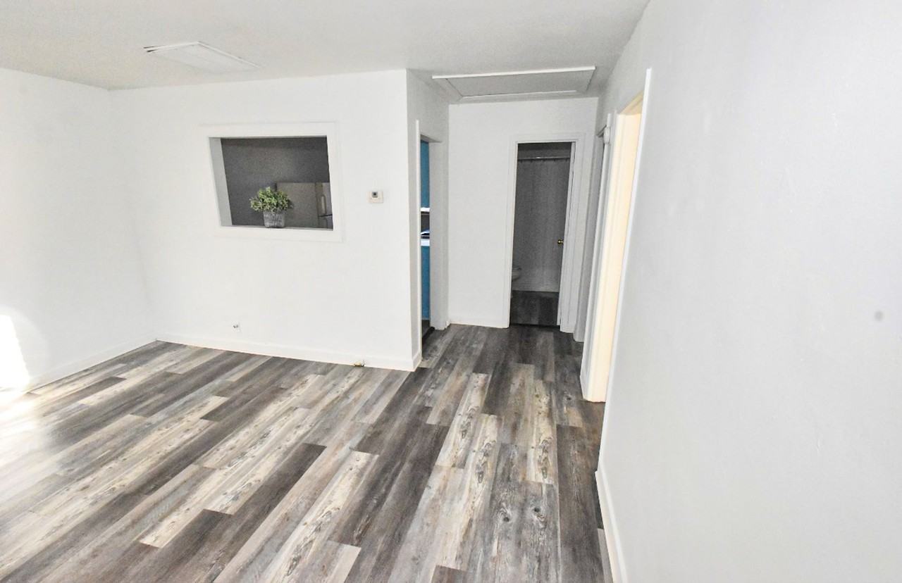 2120 Kennesaw Dr #2 - Photo 6 of 19