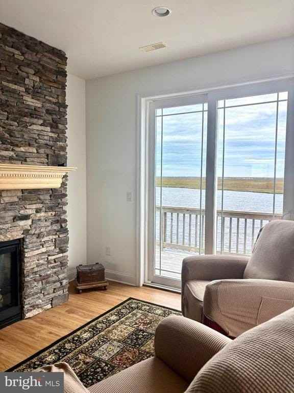 448 Dock Rd - Photo 5 of 36