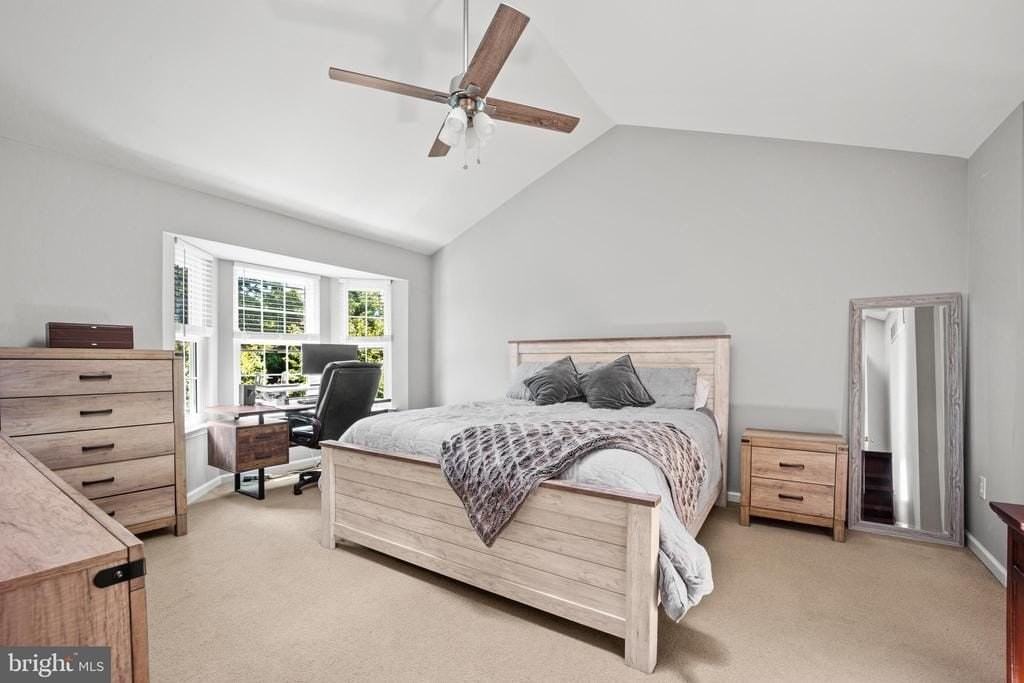 410 Fairview Way - Photo 7 of 20