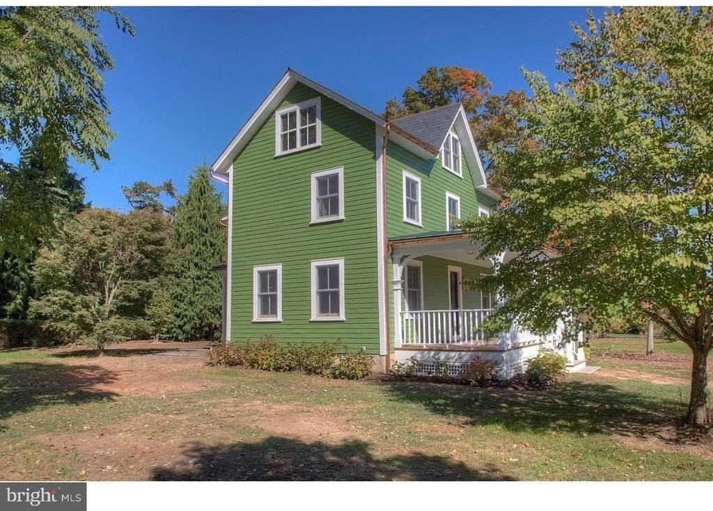 5253 Upper Mountain Rd - Photo 4 of 19