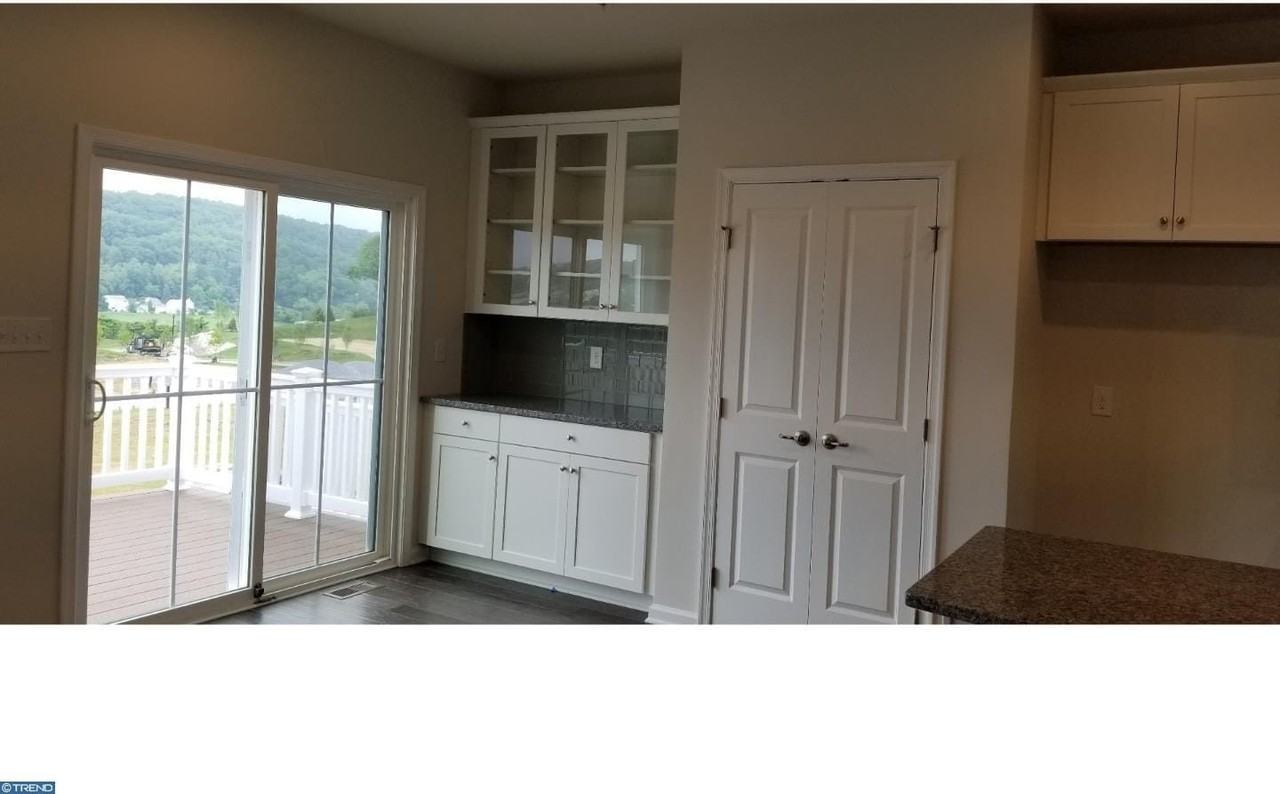 510 Sapphire Dr - Photo 7 of 9