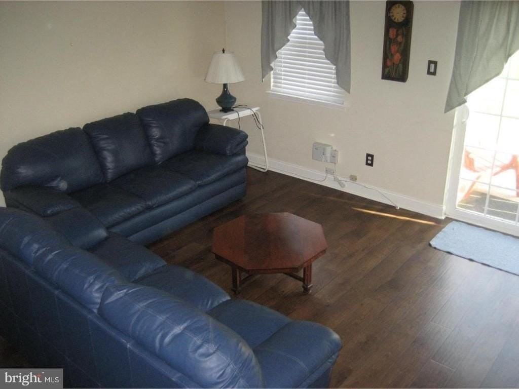 45 Winston Ct - Photo 2 of 25