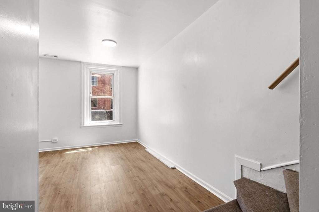 4035 Green St - Photo 3 of 12