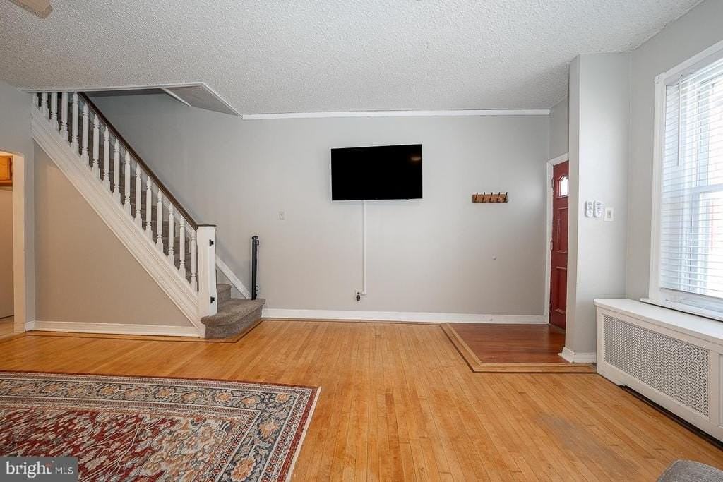 418 Harlan St - Photo 7 of 31