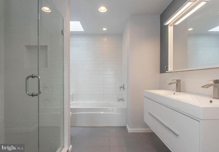 527 W Jefferson St - Photo 7 of 19